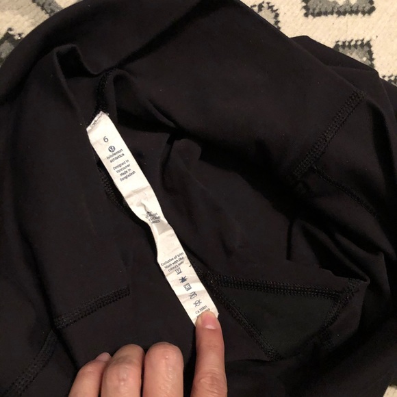 Lululemon Capri leggings - Picture 3 of 3